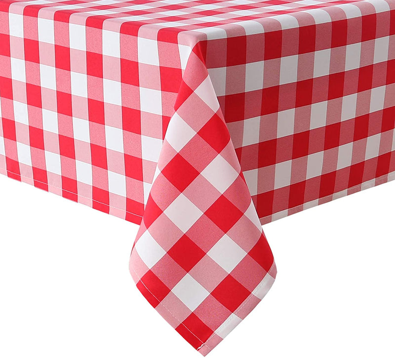 Red and white checkered tablecloth rectangle